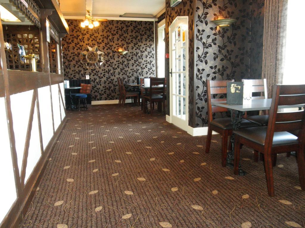 Queens Lodge ลานดัดโน ภายนอก รูปภาพ
